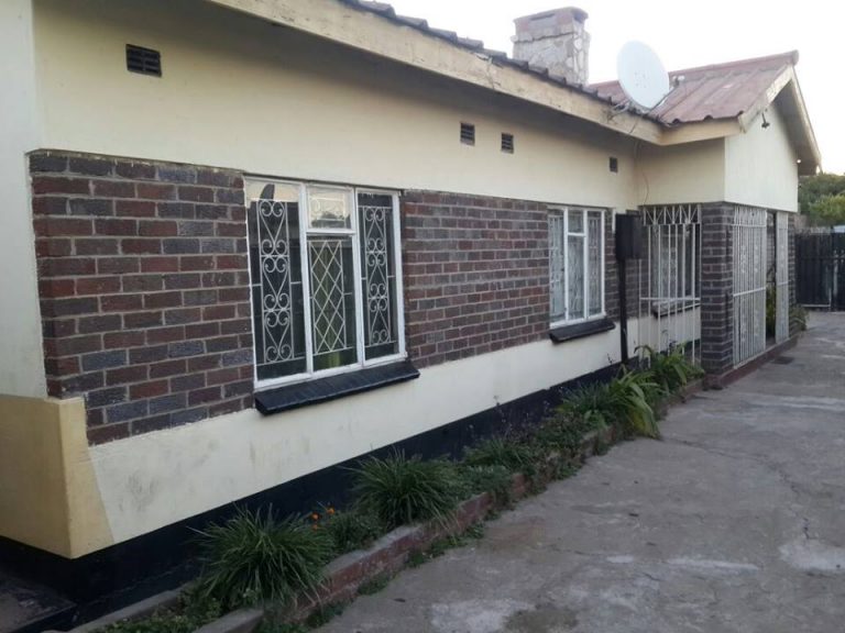 FOR SALE OLD HIGHFIELD ShonaHome