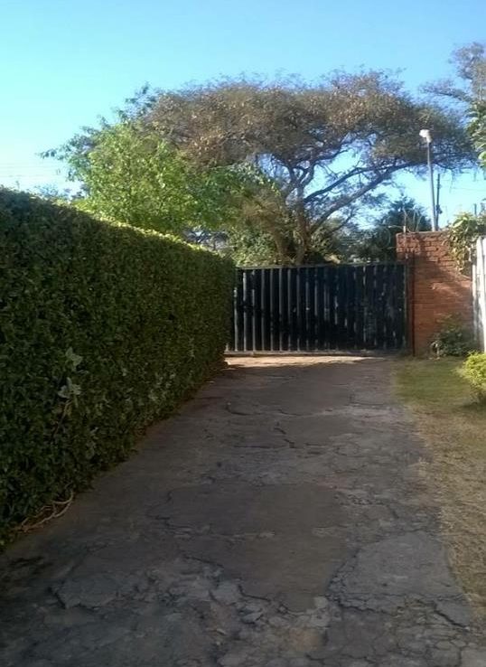 Cottage to let ShonaHome