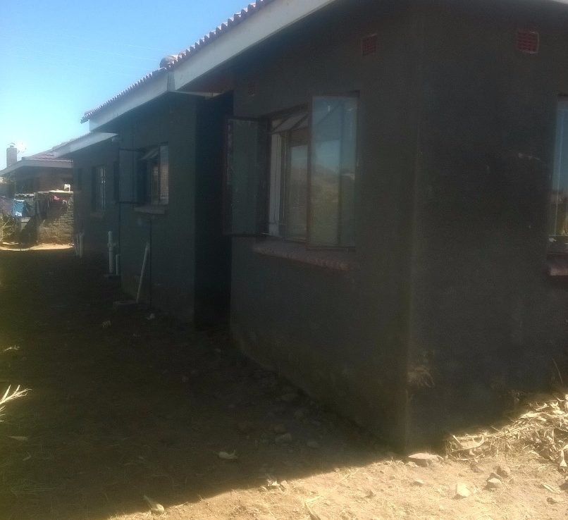 DAMOFALLS HOUSE FOR SALE ShonaHome