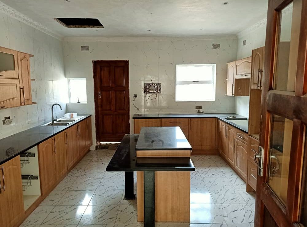 HIGHLANDS HOUSE FOR SALE ShonaHome