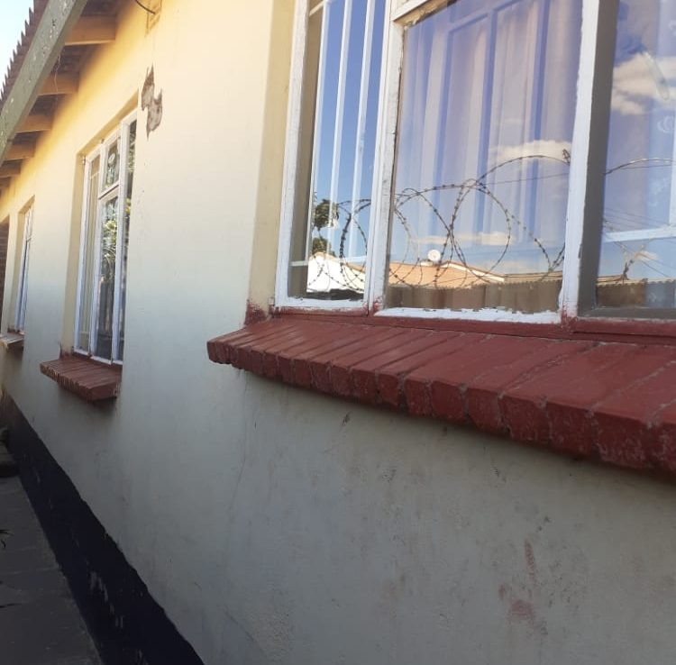 CHITUNGWIZA ZENGEZA 3 HOUSE FOR SALE ShonaHome