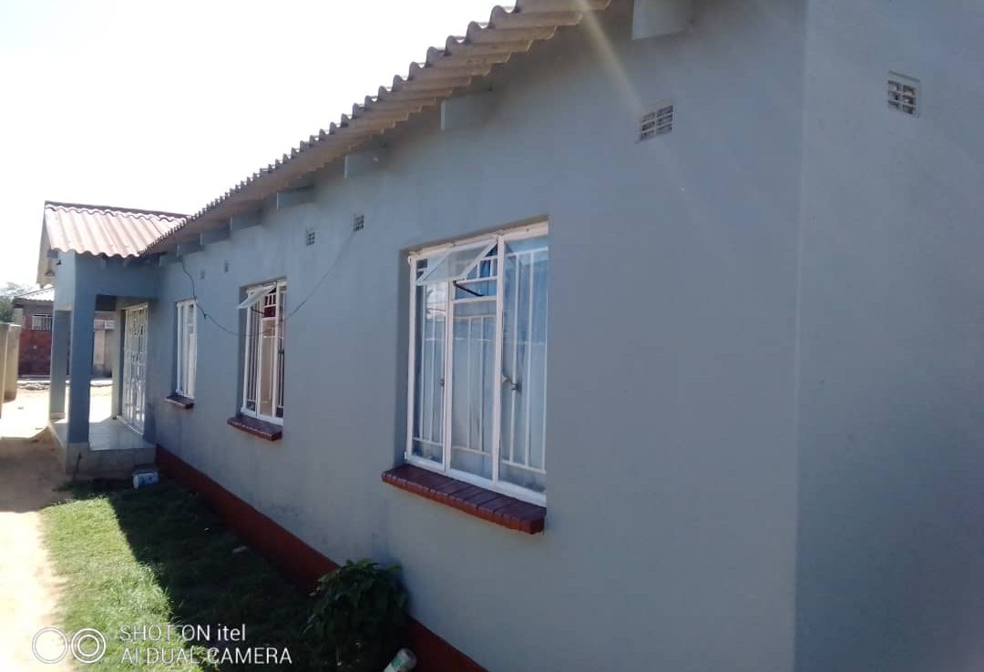 CHITUNGWIZA ST MARYS HOUSE FOR SALE ShonaHome