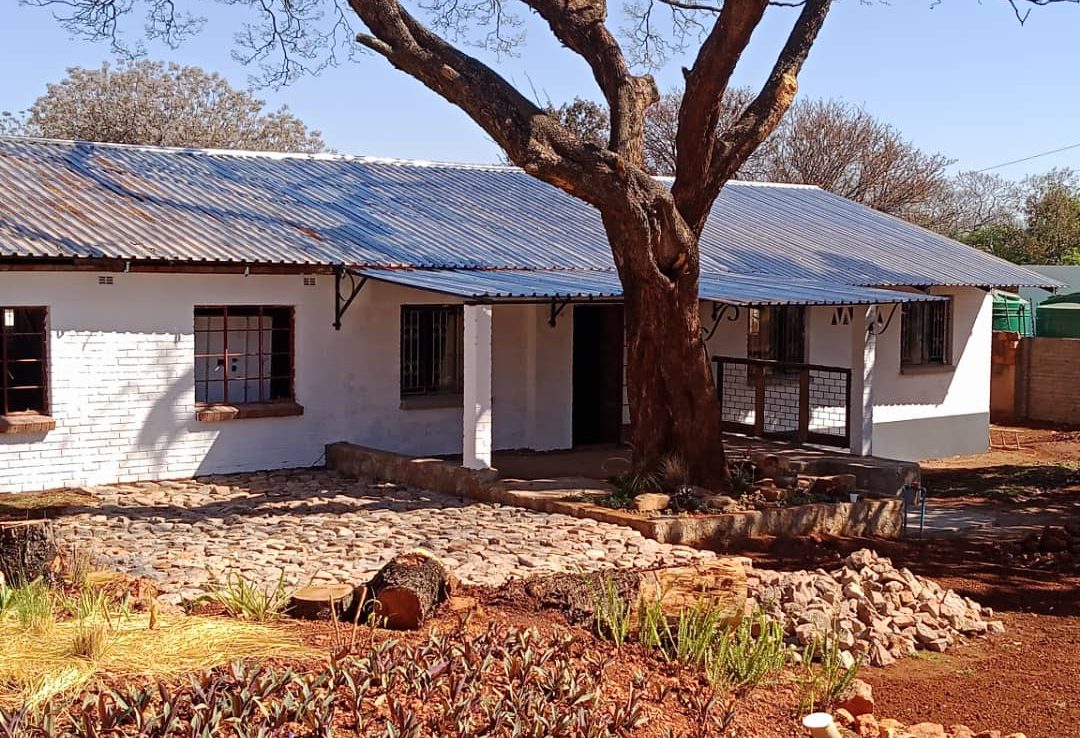 In Bulawayo Home for sale ShonaHome