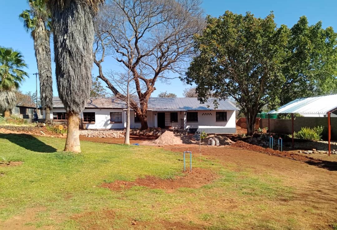 In Bulawayo Home for sale ShonaHome
