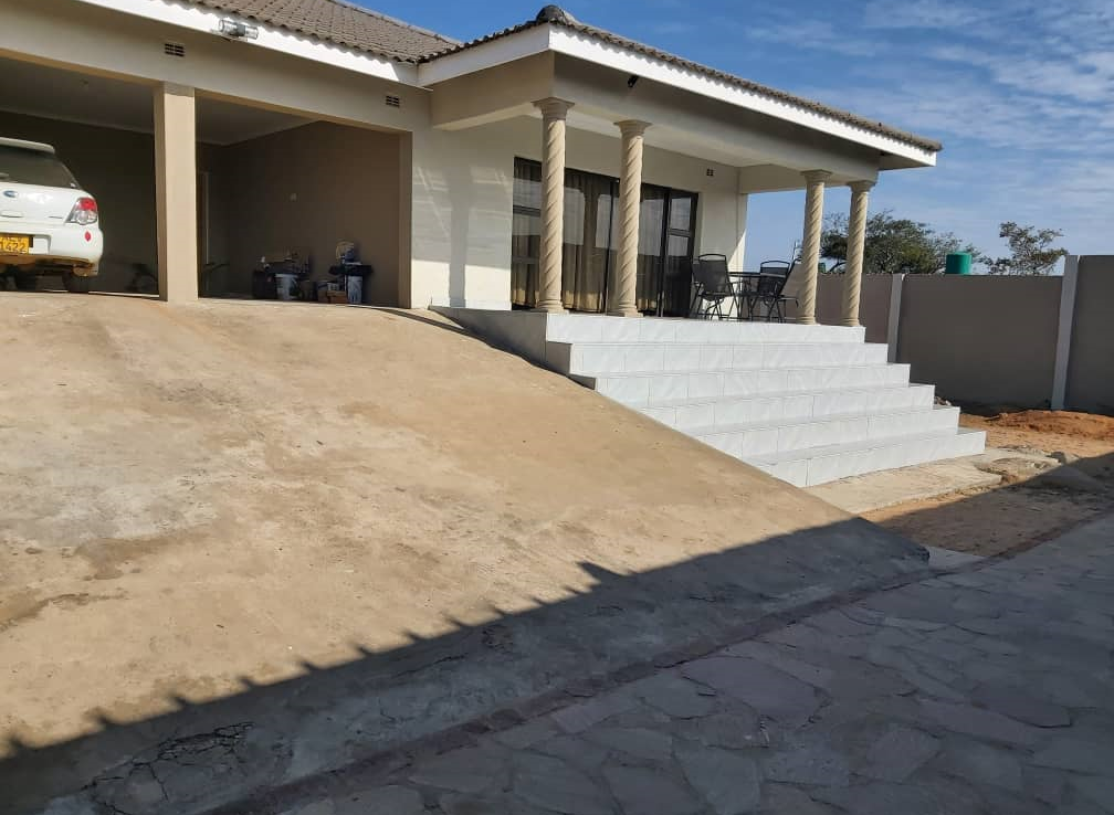 In Crowhill views super house for sale ShonaHome