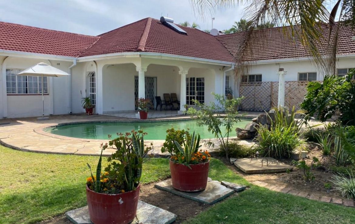 In Newlands Super house for sale ShonaHome