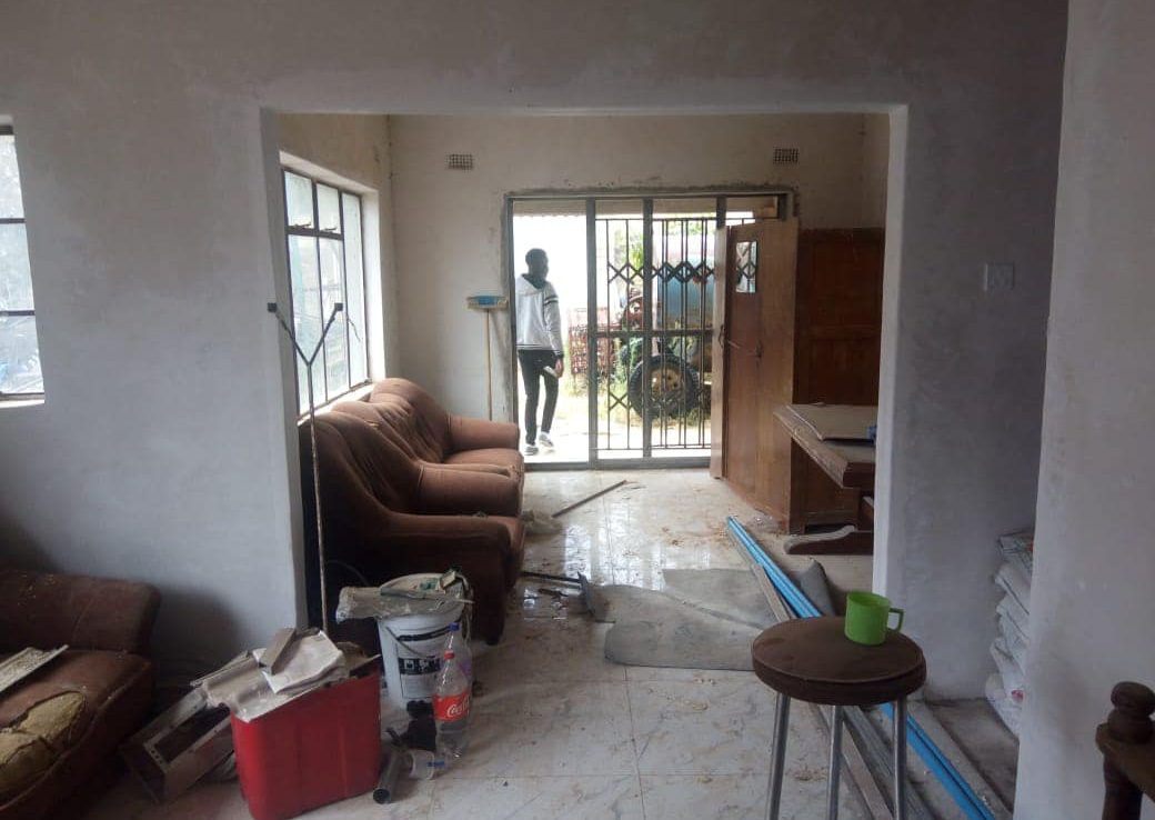 In DAMOFALLS PHASE 2 RUWA house for sale ShonaHome