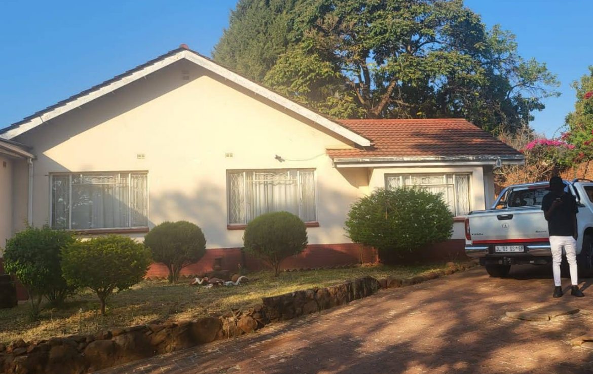 Borrowdale Carrick Creagh House for Sale ShonaHome